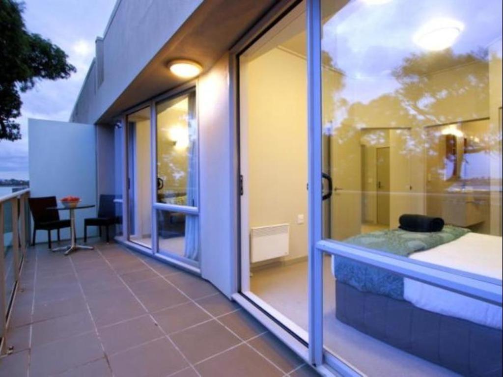 Vr Takapuna Auckland Eksteriør bilde A typical apartment at the hotel