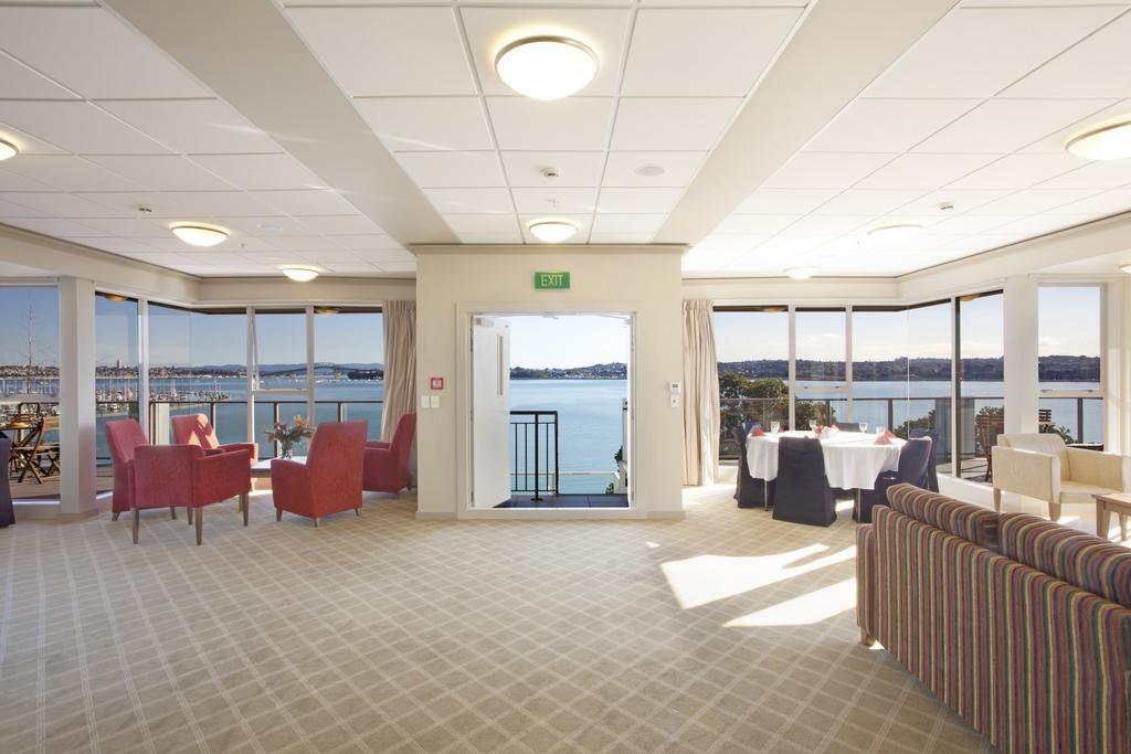 Vr Takapuna Auckland Eksteriør bilde The interior of the new building